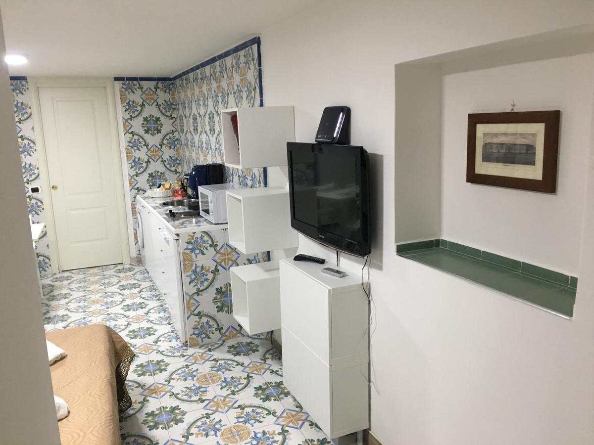 Bed and Breakfast La Corte Del Re Borbone Caserta Exterior foto
